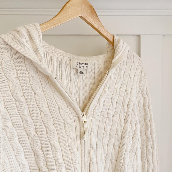 St. John's Bay | Sweaters | St Johns Bay White Cable Knit Zip Up Hoodie  Sweater | Poshmark